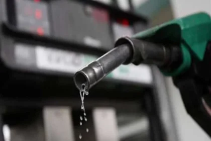 Energy Retailers Reduce Petrol Pump Prices Amid Global Crude Oil Slump